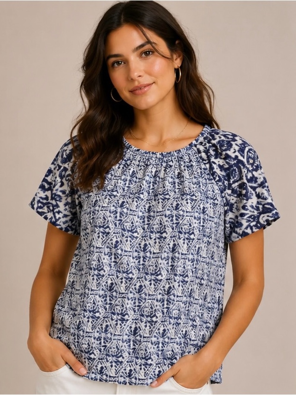 💙 FOREVER 21 Blue and White Patterned Top Blouse